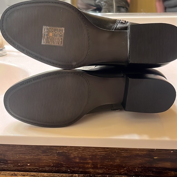 Micheal Kors Long Leather Riding Boots New Condition - Picture 4 of 6